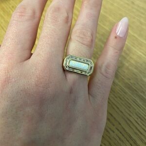 Elegant Gold and Opal Ring